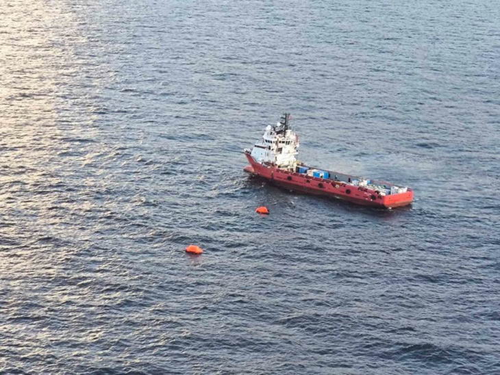 Судно одесской компании затонуло в Черном море – экипаж спасся на плотах