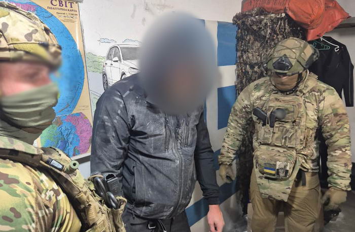 В Измаиле мужчина организовал переправку уклонистов через Дунай на подводном скутере