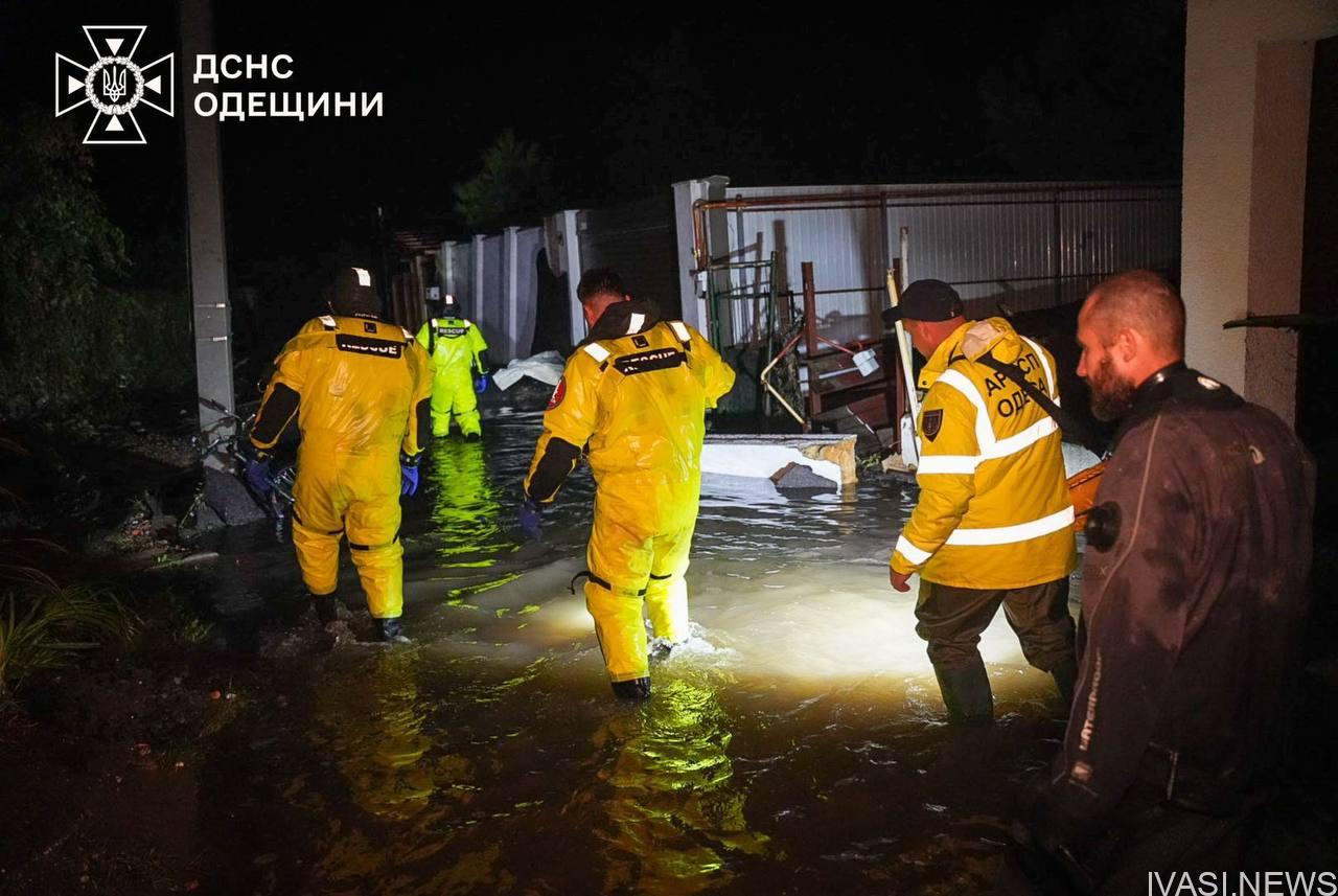 В Одесі — 9 загиблих від учорашнього потопу (фото, відео)