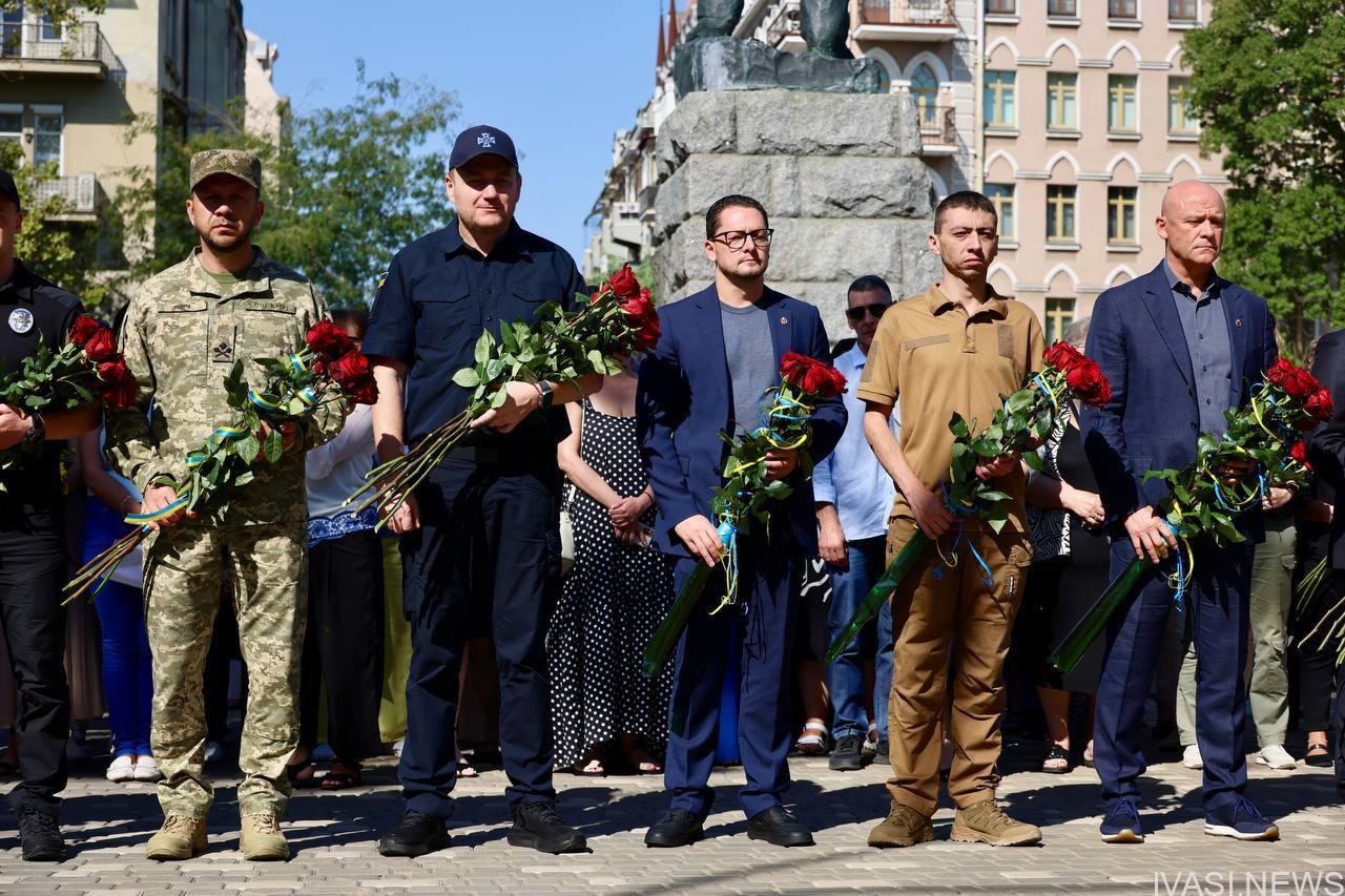 В Одесі Алея Героїв поповнилася іменами ще 82 захисників України (фото)