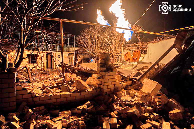 Под Одессой рашисты атаковали гражданскую инфраструктуру