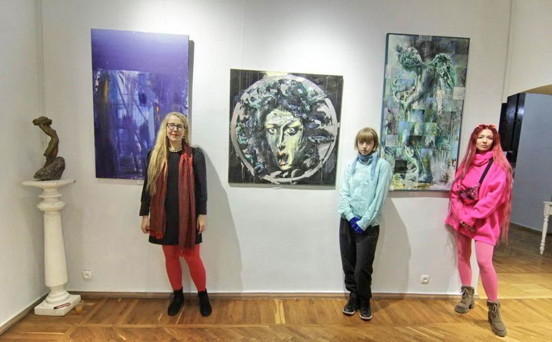 В Одессе открылась выставка художников, служащих в ВСУ