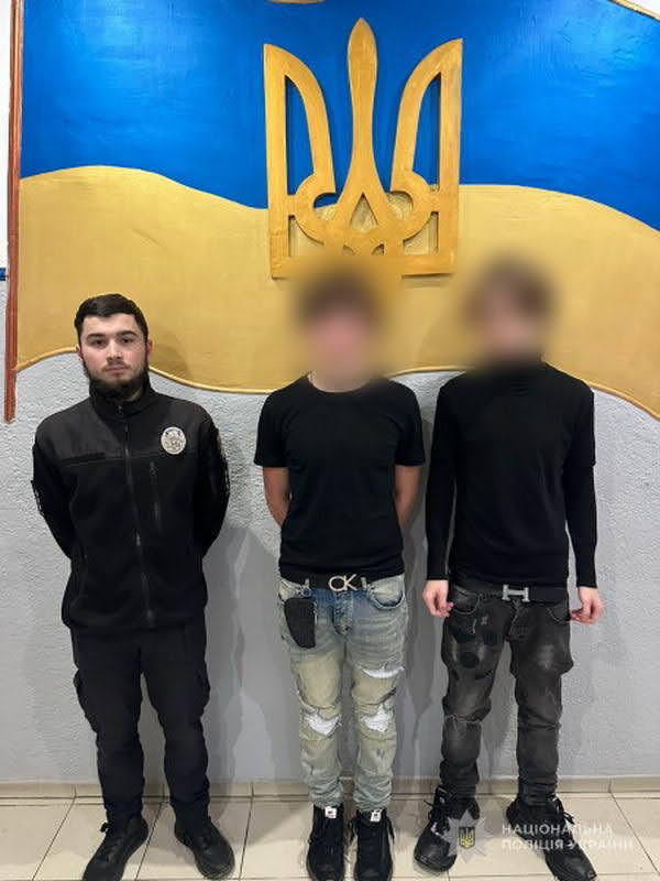 В Одессе полиция задержала подростков, которые насиловали кота и снимали на видео