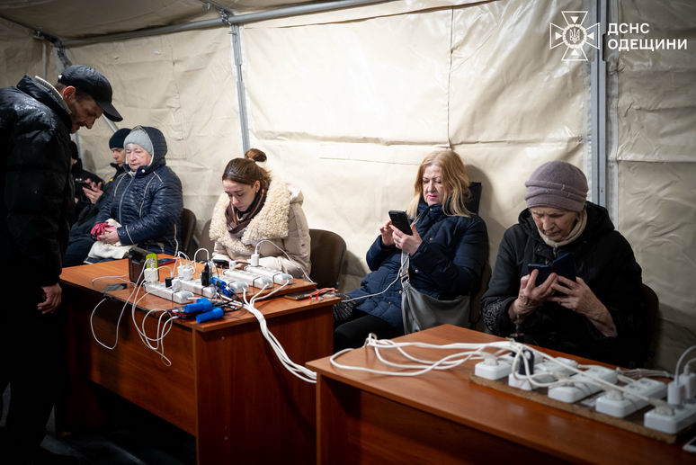 Холодомор в Одессе: мобильные пункты обогрева посетило более 3000 человек (фото)