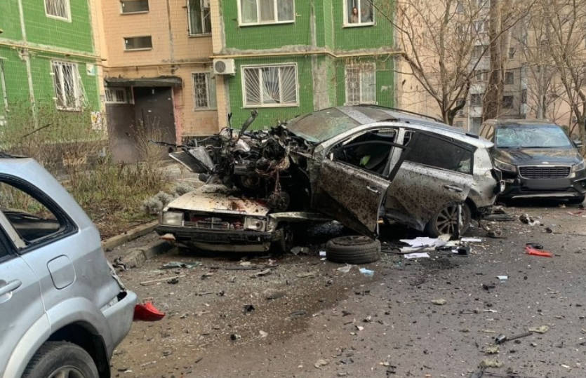 В Одессе во дворе взорвался автомобиль