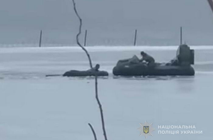 В Одесской области дети провалились под лед — одна девочка погибла