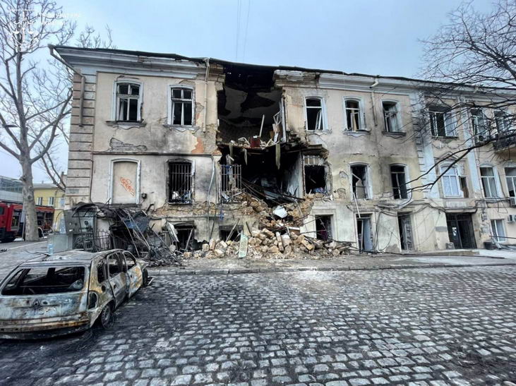 Одесса под массированным обстрелом россии — повреждены 12 жилых домов