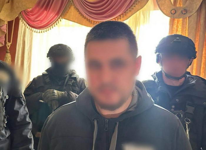 Трое одесситов выманили у военного 21 тыс. грн, обещая пригнать автомобиль для фронта