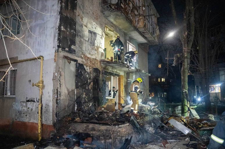 Россия ударила по Одессе беспилотником — разрушен фасад 5-этажки