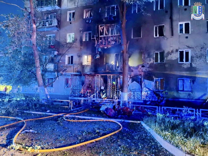 В Измаиле российский дрон попал в многоэтажку — ранены два человека