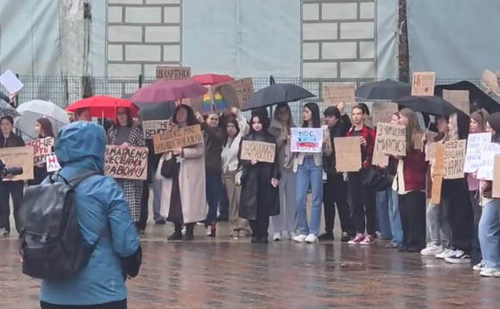 Около 50 одесситок вышли на протест против законопроекта 15150