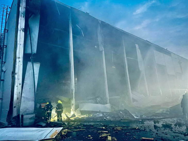 Под Одессой российские ракеты атаковали продовольственный склад АТБ