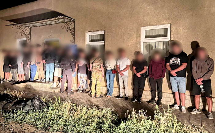 В Одесской области задержали 13 уклонистов, заплативших по 10 тыс. долларов за билет в Молдову