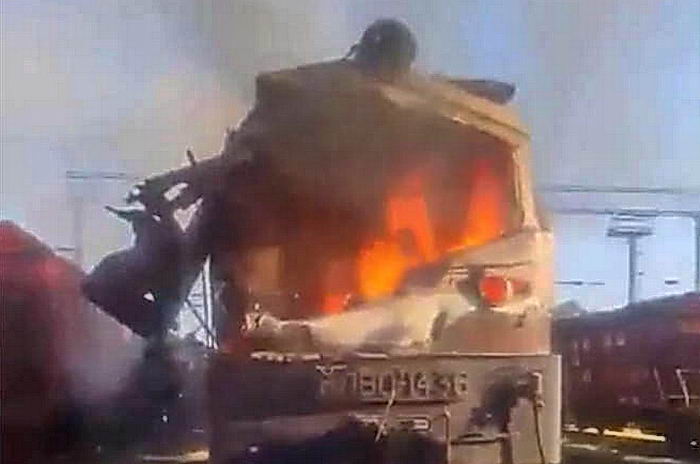 Под Одессой российский дрон атаковал пассажирский поезд — машинист и помощник погибли