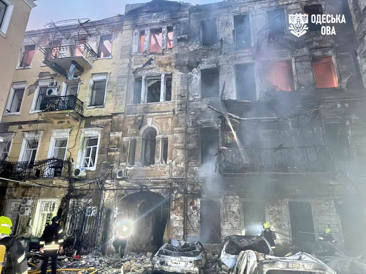 В центре Одессы рашисты разрушили памятник архитектуры – 8 человек пострадали