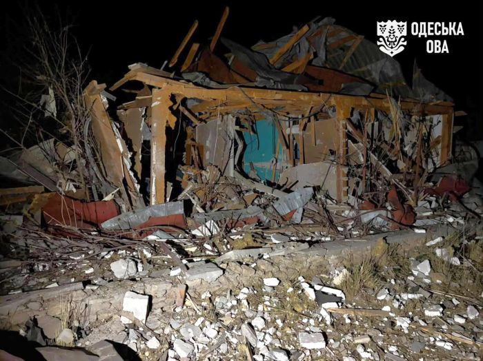 В Одесской области российские дроны повредили дома отдыха и автомобили